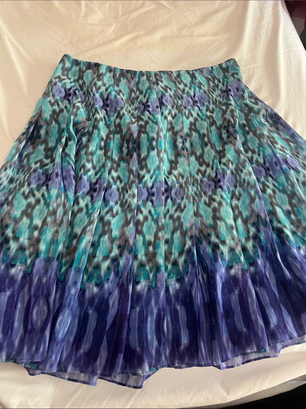 Jones Wear Teal and Blue Printed Circle Skirt